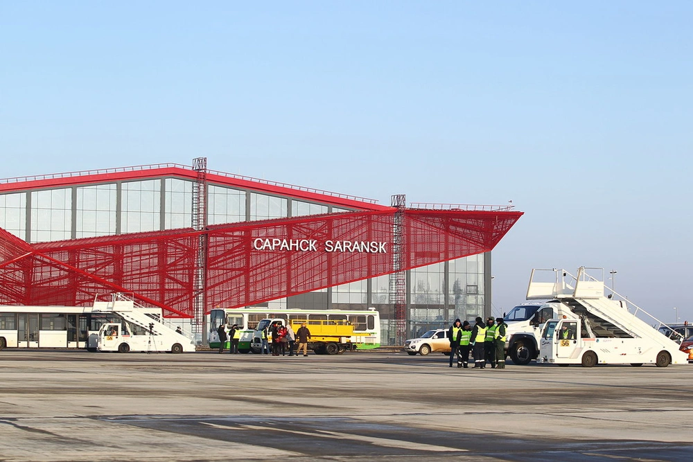Аэропорт Саранска: выбираем имя героя вместе!