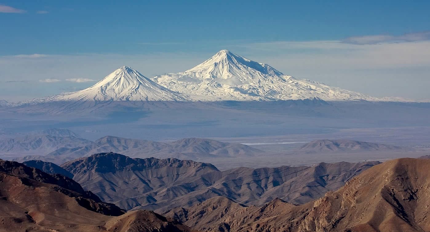 Флаг Мордовии на высоте больше 5 000 метров!