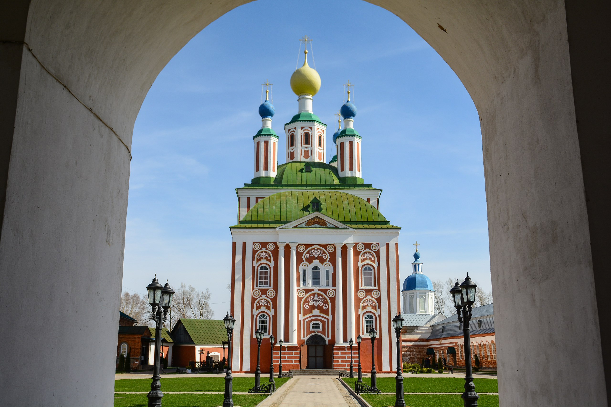 Санаксарский монастырь — духовная жемчужина Мордовии