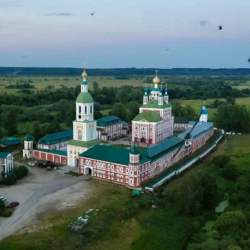Монастырь (Весна)